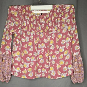 Girls XS floral blouse by Evsive